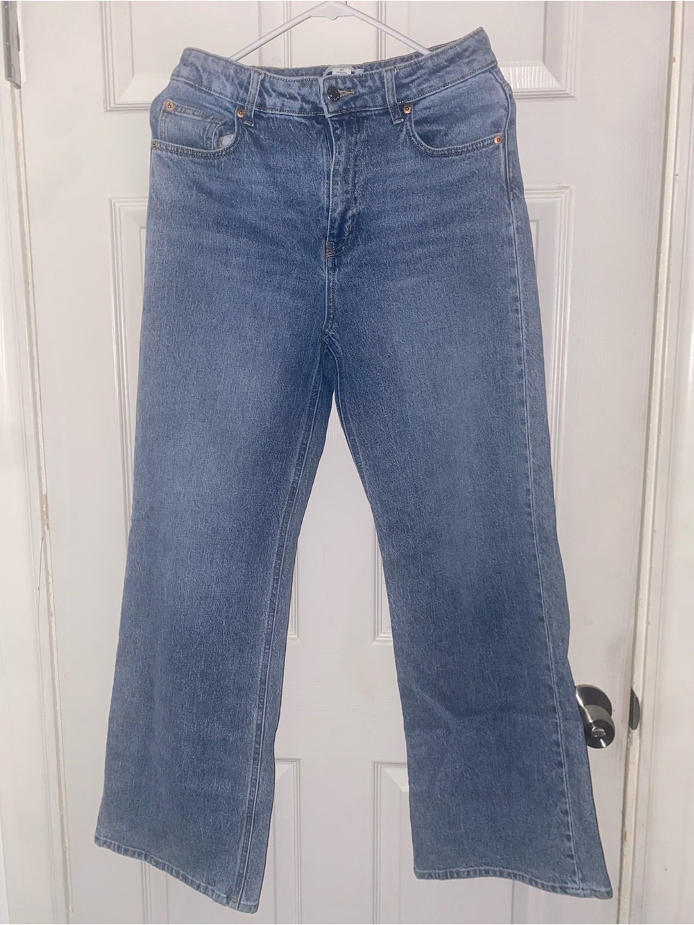 H&M Women’s Wide-Leg Jeans in Medium Blue Wash